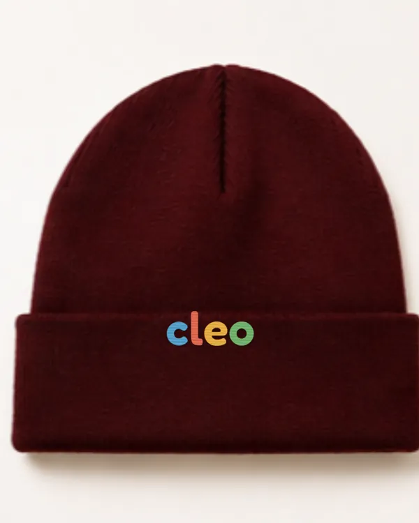 Beanie & Gloves in Cabernet with a stitched name